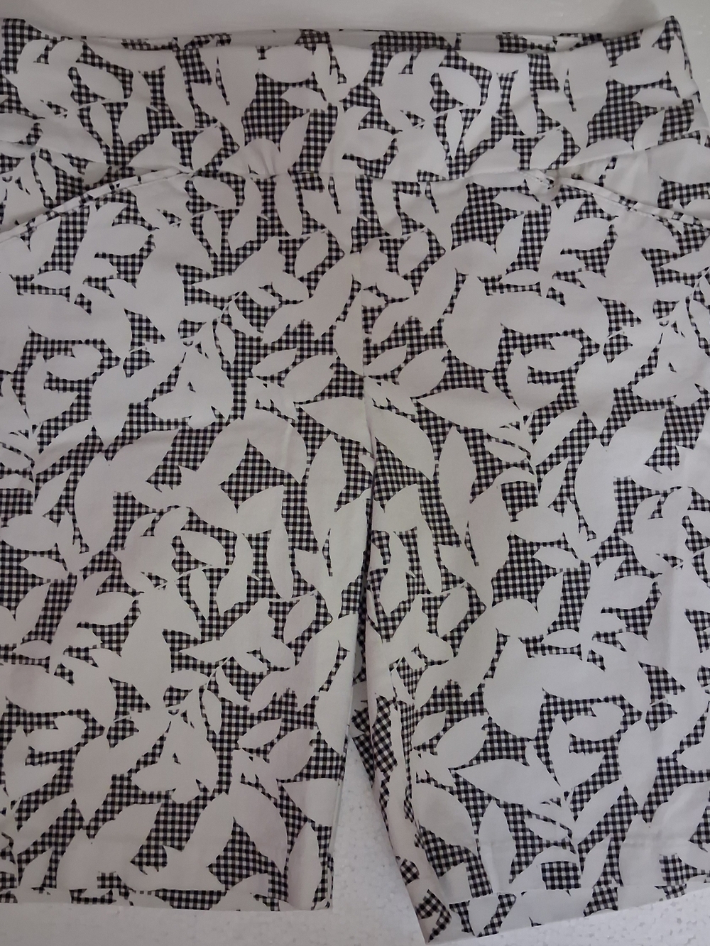 Women's Black & White Printed Athletic Shorts